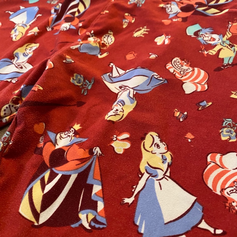 Lularoe leggings - Alice in wonderland